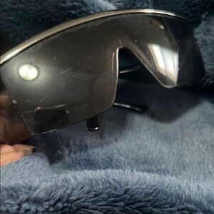 Sleek Black Protective Eyewear with Modern Design